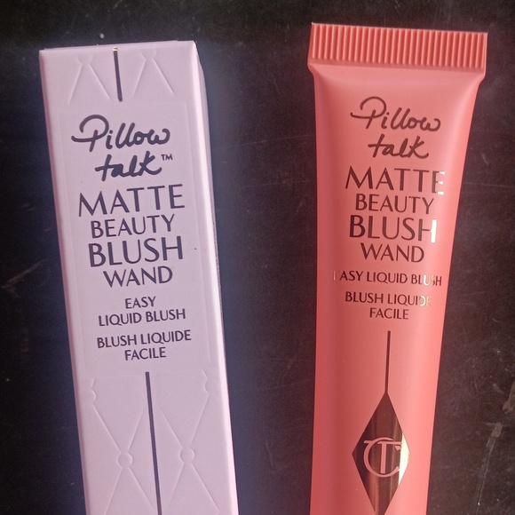 Charlotte Tilbury Pillow Talk Matte Beauty Blush Wand peachpop - Picture 3 of 3